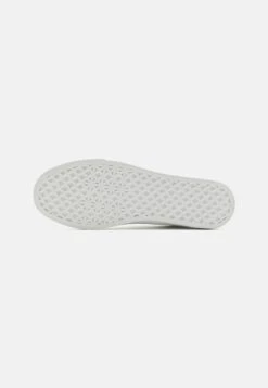 Pier One Sneakers Laag - White 12 Pier One Sneakers Laag - White -Pier One 0196b7c7b5e34b17809a432a897e1de9