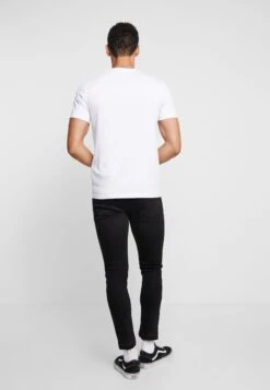 Pier One T-Shirt Print - White 9 Pier One T-Shirt Print - White -Pier One 05609efd4f064c3cba61b2a4e46dd877