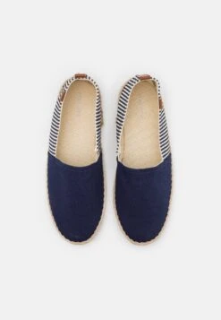 Pier One Unisex - Espadrilles - Dark Blue 11 Pier One Unisex - Espadrilles - Dark Blue -Pier One 0784899d722a49018258d9b6b1e944ba