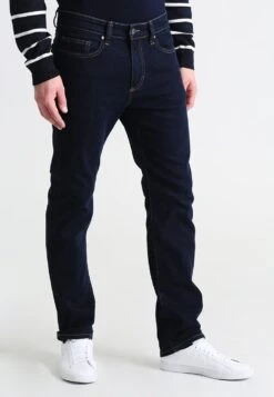 Pier One Basic - Straight Leg Jeans - Rinsed