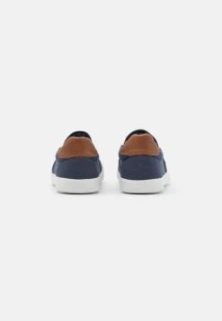 Pier One Unisex - Instappers - Dark Blue 10 Pier One Unisex - Instappers - Dark Blue -Pier One 0b9165c3ede44a84a9f5f07163f77107