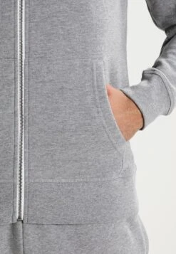 Pier One Sweater Met Rits - Grey Melange 12 Pier One Sweater Met Rits - Grey Melange -Pier One 10026910431c441d9e831850338f5ef5