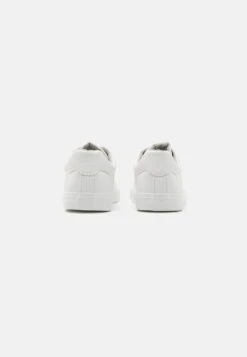 Pier One Sneakers Laag - White 10 Pier One Sneakers Laag - White -Pier One 17654f13a7cc488298fcfbc33c97977a