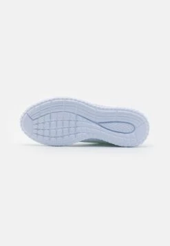 Pier One Sneakers Laag - White 12 Pier One Sneakers Laag - White -Pier One 18f6cf328af84151996aea871a490759
