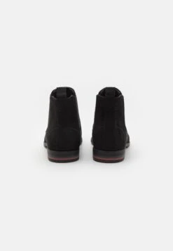 Pier One Unisex - Korte Laarzen - Black 10 Pier One Unisex - Korte Laarzen - Black -Pier One 19a96594a1c64068a99d889806b93076