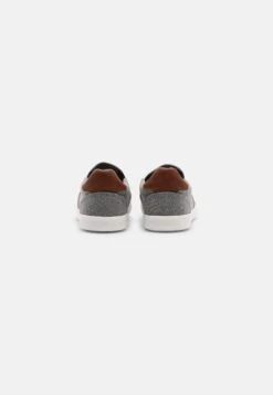 Pier One Unisex - Instappers - Dark Grey 11 Pier One Unisex - Instappers - Dark Grey -Pier One 1a4cf2d9897d4c98b0ddac911d5c994e