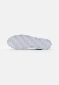 Pier One Sneakers Laag - White 12 Pier One Sneakers Laag - White -Pier One 1c6c4b6fe6694eb1bde18a4f500b7a39