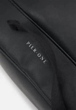 Pier One Unisex - Rugzak - Black 13 Pier One Unisex - Rugzak - Black -Pier One 243a83ac51f24b92a9c32c6695d7165f