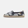 Pier One Unisex - Espadrilles - Dark Blue 1 Pier One Unisex - Espadrilles - Dark Blue -Pier One 2527f8e95f184805bd6cf07c39f528bd