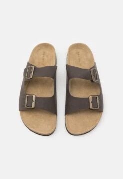 Pier One Muiltjes - Brown 11 Pier One Muiltjes - Brown -Pier One 2ac4af3ea0e04a288a65d16e5602127a