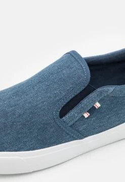 Pier One Sneakers Laag - Blue 13 Pier One Sneakers Laag - Blue -Pier One 2d2a176384cb44708b5e4e29d7513132