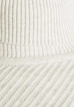 Pier One Trui - Off-White 16 Pier One Trui - Off-White -Pier One 2feb22e98cd24316871789f59194be53