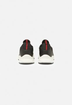 Pier One Unisex - Sneakers Laag - Black/White 10 Pier One Unisex - Sneakers Laag - Black/White -Pier One 3258493ceaba49cbacd06e6ea61e88ed