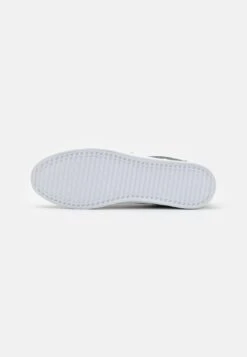 Pier One Unisex - Sneakers Laag - Grey 12 Pier One Unisex - Sneakers Laag - Grey -Pier One 357232cf606541a2ac5c89f393f97280