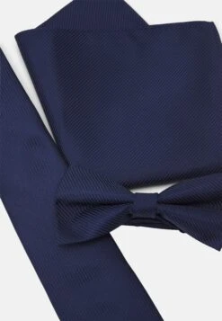 Pier One Set - Stropdas - Dark Blue 15 Pier One Set - Stropdas - Dark Blue -Pier One 39ba8752bb5f4ed3ae28559092f3c2df
