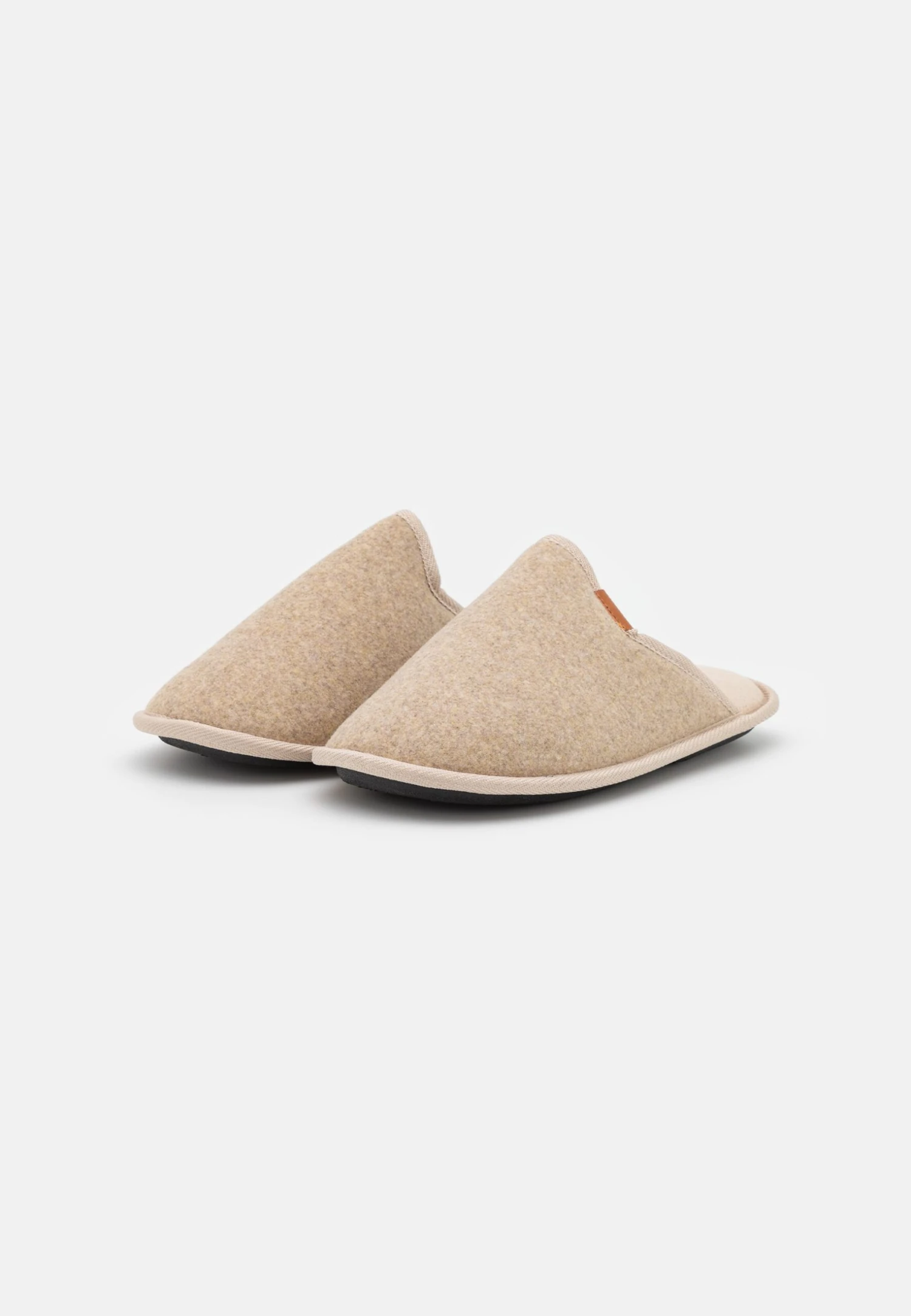 Pier One Pantoffels - Beige 4 Pier One Pantoffels - Beige - Afbeelding 2