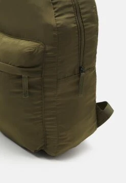 Pier One Travel Compact Backpack Foldable Unisex - Rugzak - Khaki 11 Pier One Travel Compact Backpack Foldable Unisex - Rugzak - Khaki -Pier One 4826ecaf1d37448cb8371124bf6b826a
