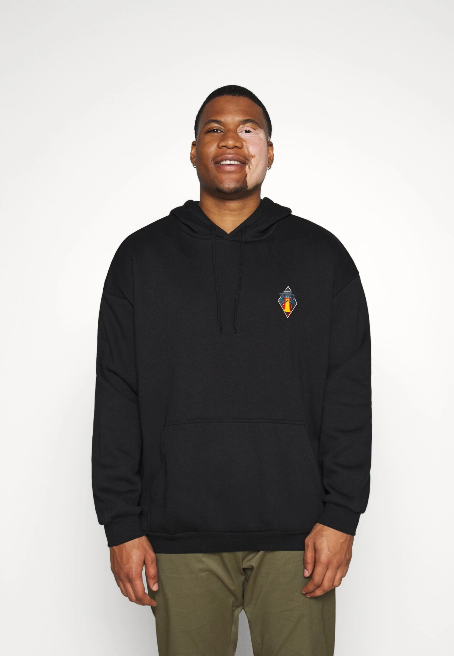 Pier One Hoodie - Black 5 Pier One Hoodie - Black - Afbeelding 3