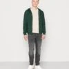 Pier One 5 Pack - T-Shirt Basic - White/Green/Bordeaux/Black/Beige 1 Pier One 5 Pack - T-Shirt Basic - White/Green/Bordeaux/Black/Beige -Pier One 498092e230de4366a9decf85c336595e