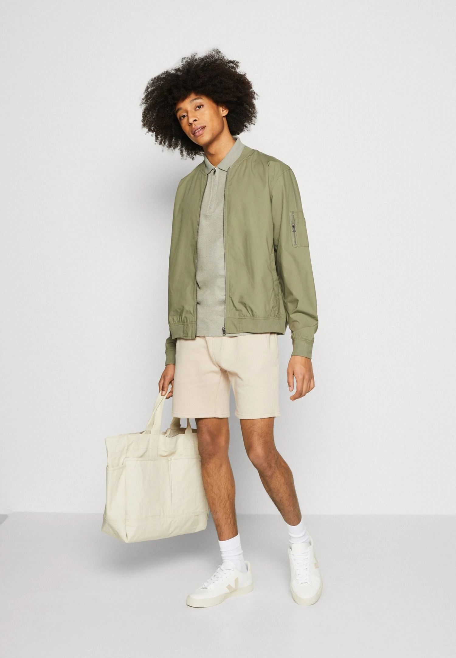 Pier One Bomberjacks - Olive 4 Pier One Bomberjacks - Olive - Afbeelding 2