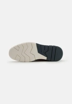 Pier One Sportieve Veterschoenen - Dark Brown 12 Pier One Sportieve Veterschoenen - Dark Brown -Pier One 4b658e0f72054f4682179e547c0ed289