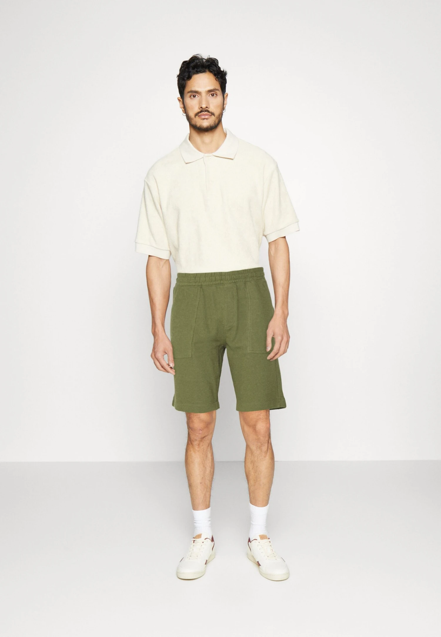 Pier One Trainingsbroek - Khaki 4 Pier One Trainingsbroek - Khaki - Afbeelding 2