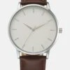 Pier One Horloge - Brown/Silvercoloured 1 Pier One Horloge - Brown/Silvercoloured -Pier One 5cbea6e04e1b42edbfeb17dce23c134e