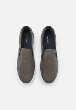 Pier One Unisex - Sneakers Laag - Grey 11 Pier One Unisex - Sneakers Laag - Grey -Pier One 5db018ad05094e649e5b236440456272