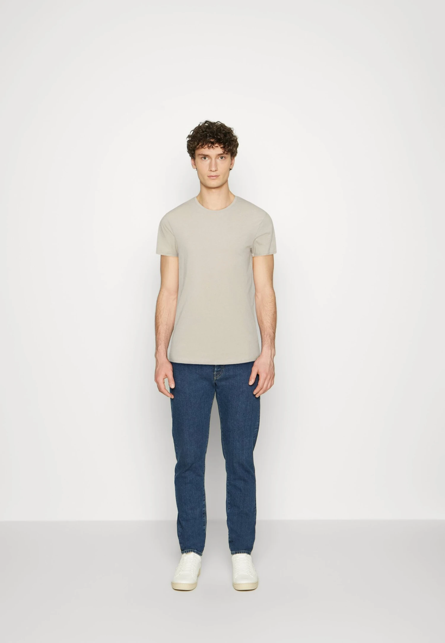 Pier One 3 Pack - T-Shirt Basic - Brown/Beige/Light Blue 3 Pier One 3 Pack - T-Shirt Basic - Brown/Beige/Light Blue