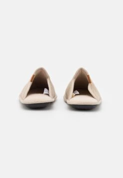 Pier One Pantoffels - Beige 10 Pier One Pantoffels - Beige -Pier One 5f5876bc40ad4fc2a6bf825cb4d616cb