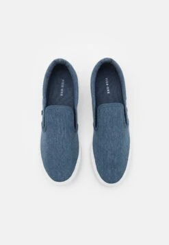 Pier One Sneakers Laag - Blue 11 Pier One Sneakers Laag - Blue -Pier One 61390e6b7b1e476ba0552d835f4d2f5f