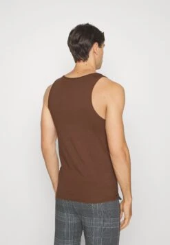 Pier One 3Pck Skin Tone Rib Vest- Hemd - Brown 9 Pier One 3Pck Skin Tone Rib Vest- Hemd - Brown -Pier One 61977ddd0362474c88ba6c1c78453562