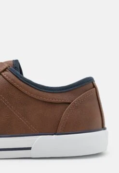Pier One Unisex - Sneakers Laag - 708 13 Pier One Unisex - Sneakers Laag - 708 -Pier One 6cb9961057c1485da074209b854ade4a