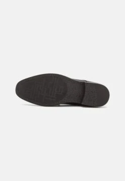 Pier One Unisex - Veterschoenen - Black 12 Pier One Unisex - Veterschoenen - Black -Pier One 6d3d8bb9bf264675a4984da11f2aff27
