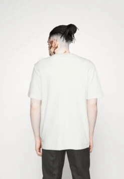 Pier One T-Shirt Basic - White 10 Pier One T-Shirt Basic - White -Pier One 724d69d6dfcd424ab0a3690dc2137f07