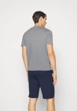 Pier One Pyjama - Dark Blue/Grey 11 Pier One Pyjama - Dark Blue/Grey -Pier One 740634a4e8ad4cb690bae08a23e38bf8