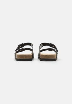 Pier One Leather Unisex - Muiltjes - Black 10 Pier One Leather Unisex - Muiltjes - Black -Pier One 78db4dd14a8d4857820f33ef21310d89