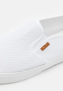 Pier One Unisex - Instappers - White 13 Pier One Unisex - Instappers - White -Pier One 7af3f76c7d3048f7ace815eb38fb78e9