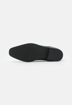 Pier One Leather- Veterschoenen - Black 11 Pier One Leather- Veterschoenen - Black -Pier One 7afbafc3adc34c32b7ca92c068fe88bb