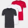 Pier One 3 Pack - T-Shirt Print - White/Dark Blue/Red 2 Pier One 3 Pack - T-Shirt Print - White/Dark Blue/Red -Pier One 7c14f2cbf6f6477f9fa2e8f6de7df038