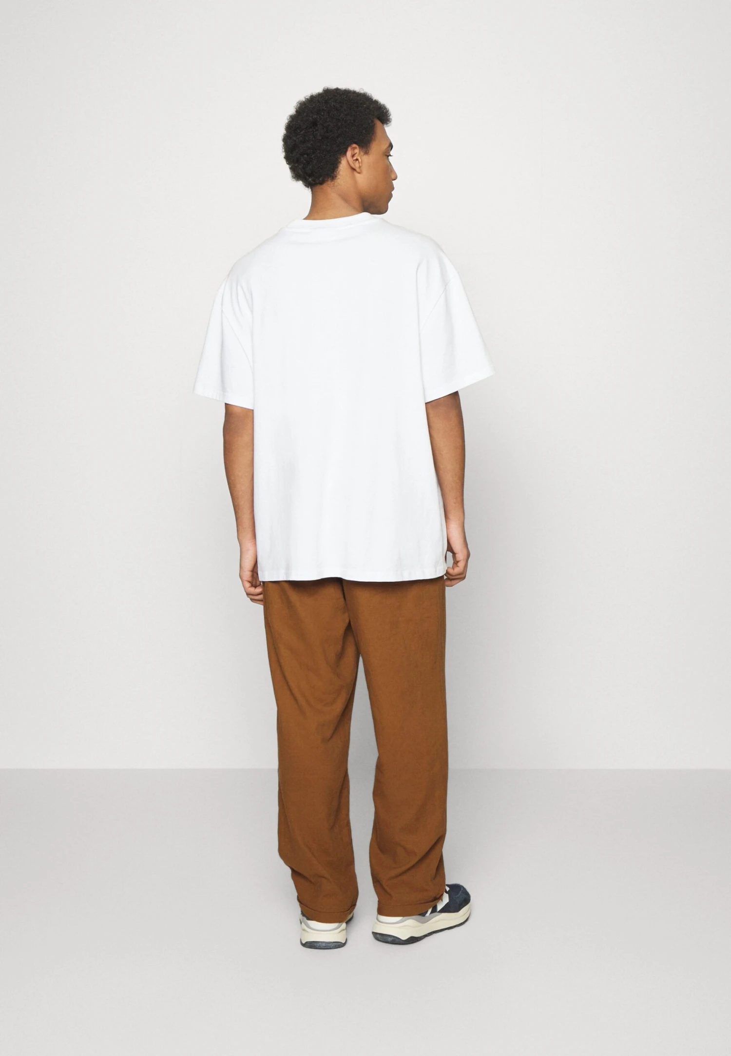 Pier One Drawcord Trousers Linen Blend - Broek - Brown 5 Pier One Drawcord Trousers Linen Blend - Broek - Brown - Afbeelding 3