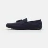 Pier One Unisex - Instappers - Dark Blue 1 Pier One Unisex - Instappers - Dark Blue -Pier One 88b81dcc5961438f862fb5ce5699a174