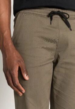 Pier One Broek - Olive 11 Pier One Broek - Olive -Pier One 8a4bd5b9c0d3402ead6f56eb30786bb3