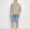 Pier One Jeansshort - Light Blue Denim 2 Pier One Jeansshort - Light Blue Denim -Pier One 8d868a14114a412994b00eeba5f8b2ba