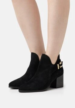 Pier One Leather - Korte Laarzen - Black