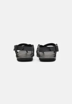 Pier One Teensandalen - Black 10 Pier One Teensandalen - Black -Pier One 9ad91d98846040dfb34cddea19eecf04