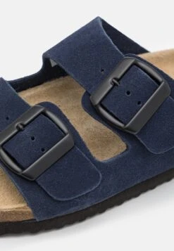 Pier One Leather Unisex - Pantoffels - Dark Blue 13 Pier One Leather Unisex - Pantoffels - Dark Blue -Pier One a5a88158e25a4eb4b3e59dc262861c25