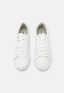 Pier One Sneakers Laag - White 11 Pier One Sneakers Laag - White -Pier One a69f39e681f54ad190389a1a133e901d