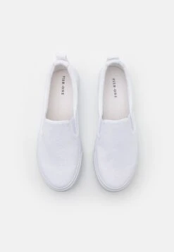 Pier One Unisex - Sneakers Laag - White 11 Pier One Unisex - Sneakers Laag - White -Pier One aa87312dedfe41438dfd37553e2406ea