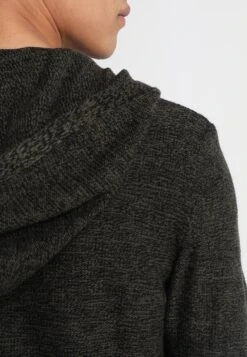 Pier One Vest - Black/Olive 15 Pier One Vest - Black/Olive -Pier One ad55c7e7beb3413f804d3584cc1d6d60